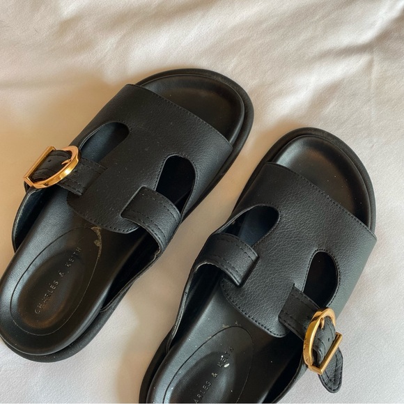 Black slides sandals - Picture 2 of 4